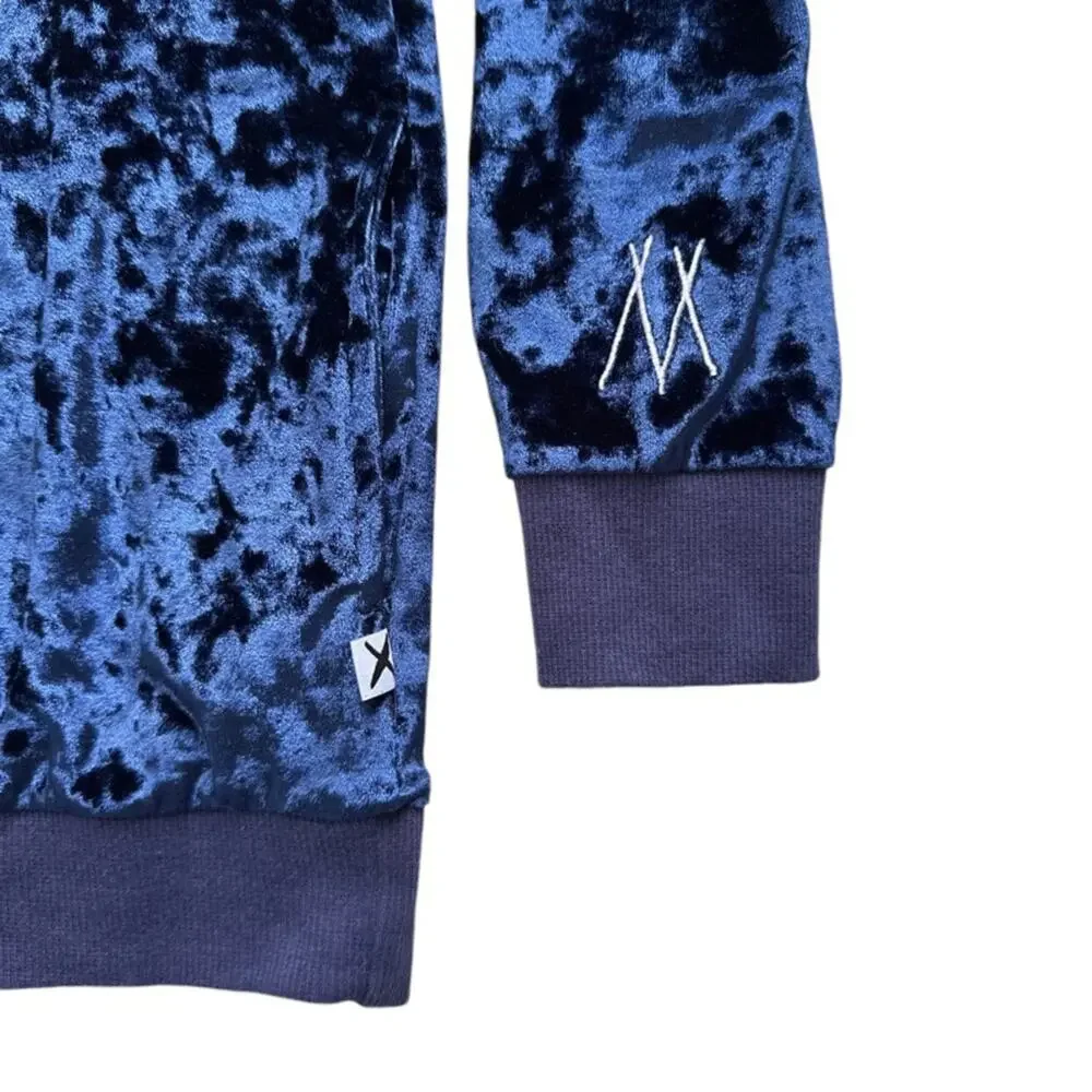 NWOT Minti Navy Crushed Velvet Top Size 7 - Picture 2 of 4